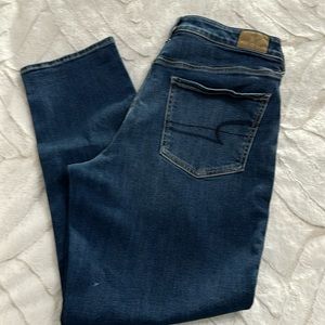 American Eagle high rise tomgirl jeans
